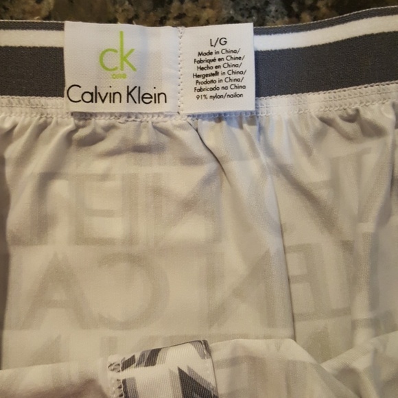 Calvin klein men's size large boxers - Picture 4 of 5